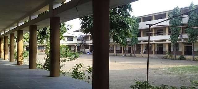 Devchand_College